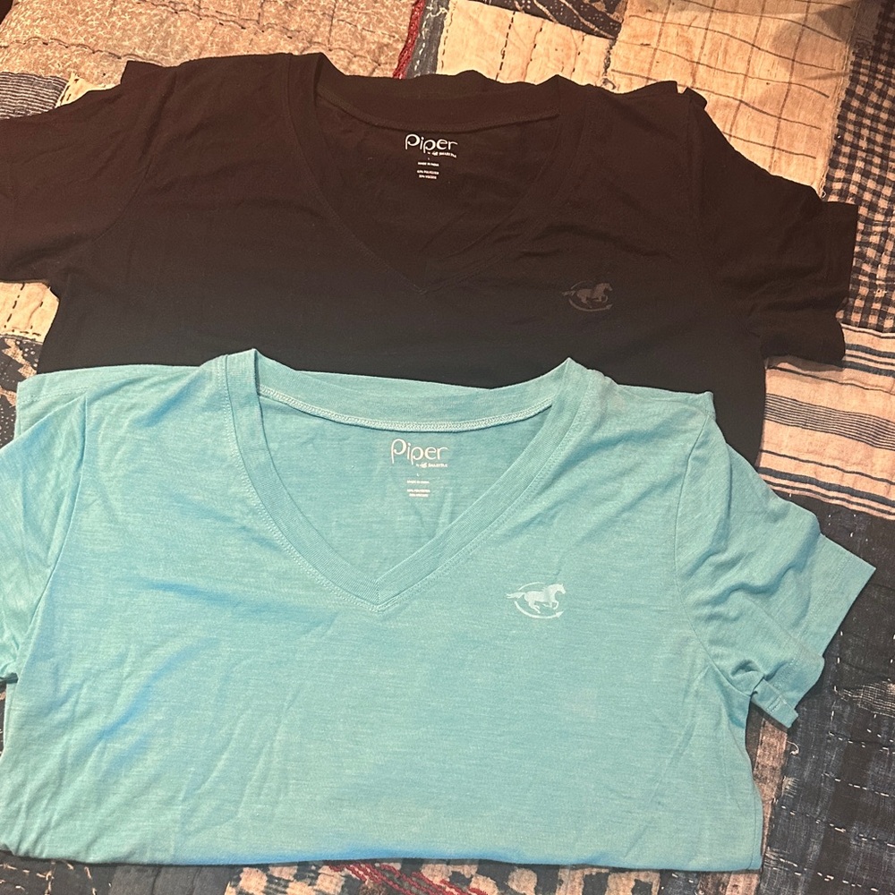 Piper by smart pak equine Black and Teal V-Neck T-Shirts